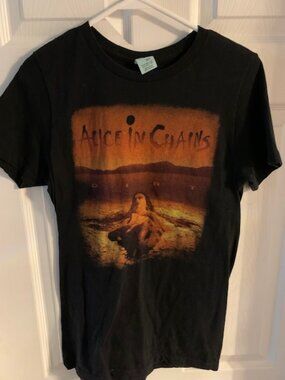 ALICE IN CHAINS BAND WOMENS TEE